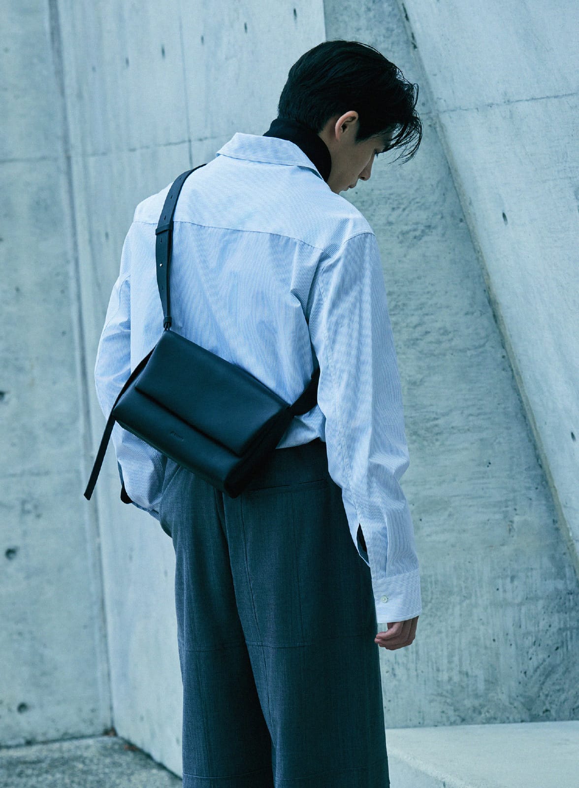 男の格が上がるバッグ04 ジルサンダー「FOLDED MESSANGER SMALL」327,800円