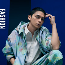 遊び心満載の プレッピーな夏旅スタイル